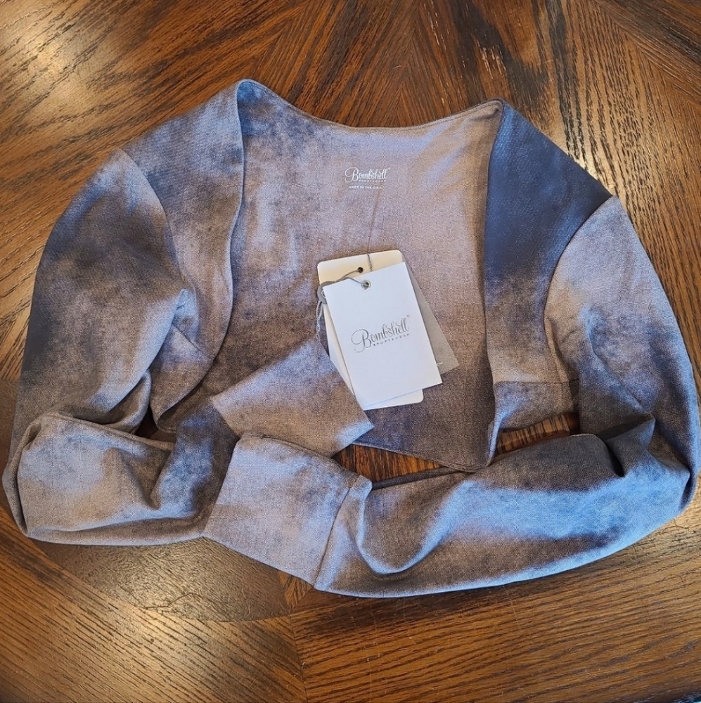 Bombshell bodysuit and shrug - Picture 4 of 7